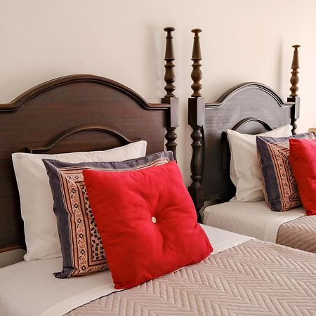 6/4 De Sado Hotel เซตุบาล ภายนอก รูปภาพ